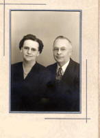 fb[1].jpg - Frank Clayton Baber and 2nd wife Berniece Bell-Baber.Frank Clayton is the biological father of Charles Martin Baber.His brother Wm. "Sherman" and Orpha raised Charles Martin Baber.
